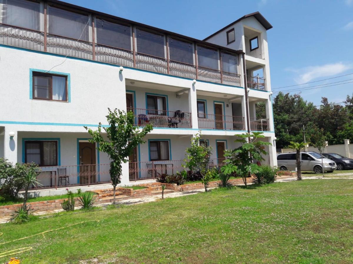 Apsa Butik Hotel Szuhumi Kültér fotó
