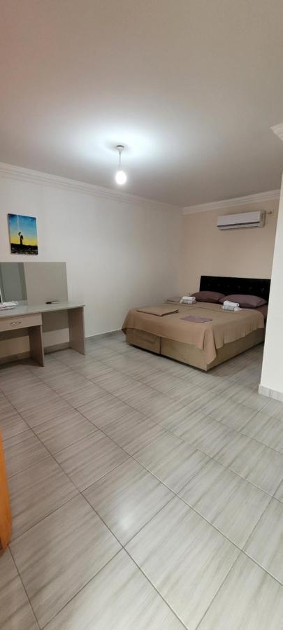Apsa Butik Hotel Szuhumi Kültér fotó
