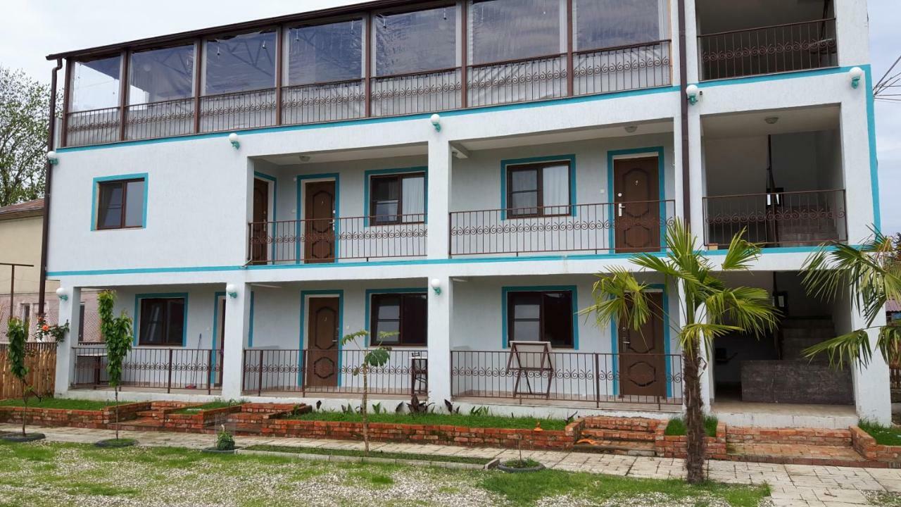 Apsa Butik Hotel Szuhumi Kültér fotó